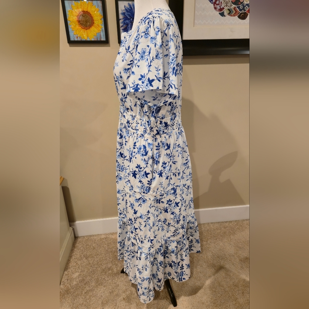 Floral Blue and White 100% Cotton Maxi Dress With Ruffle Hem - Picture 3 of 6